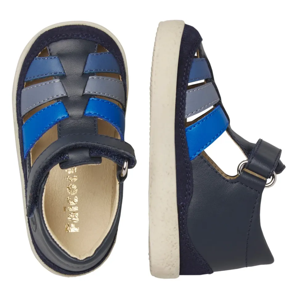 AURIX Sandals