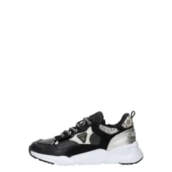 Beau Sneakers