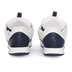 Curb Sneakers