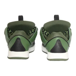 Curb Sneakers