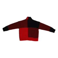 Czerwony sweter z golfem z wełny merino