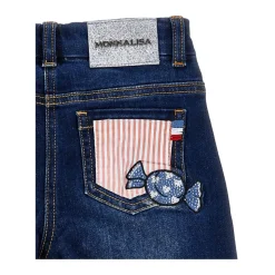 Jeansy z aplikacją Hello Kitty, z postrzępionymi brzegami