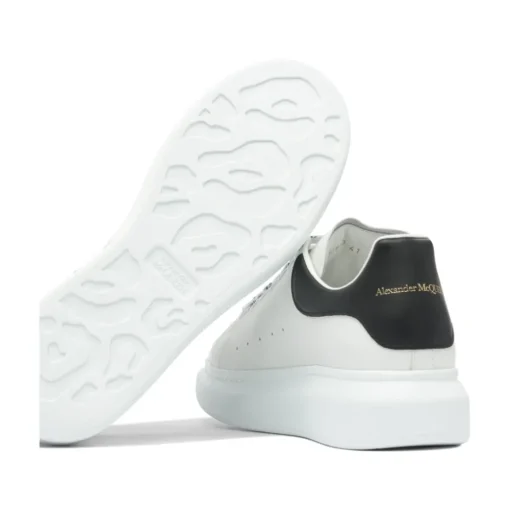 Oversized Sneaker