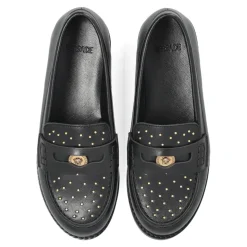 Skórzane buty typu `loafers`