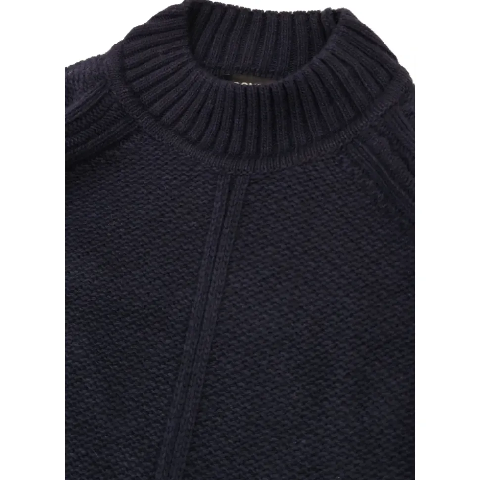 Sleveless Knitwear