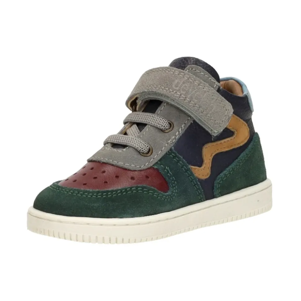 Sneakersy