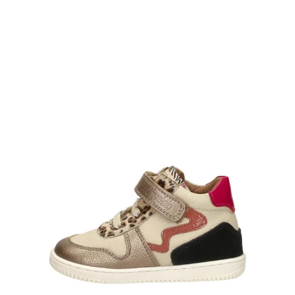 Sneakersy
