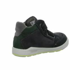 Solidne buty do nauki chodzenia