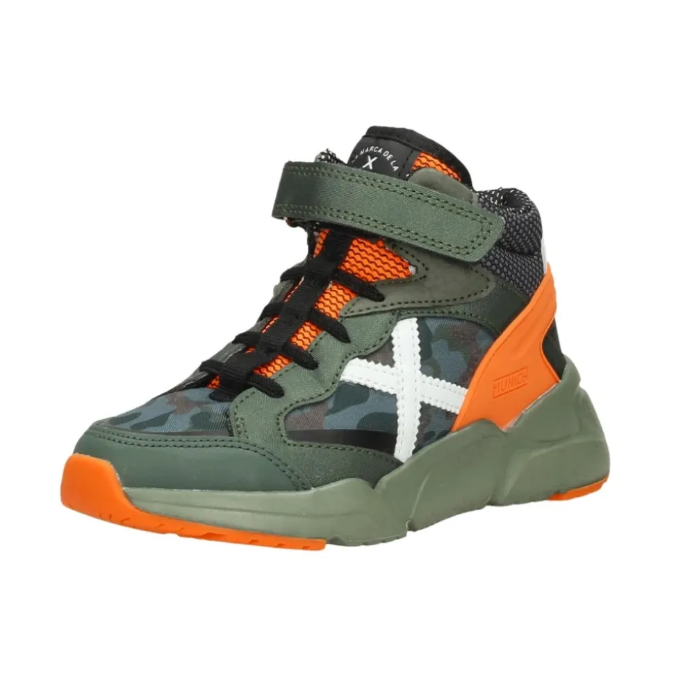 STB Sneakers