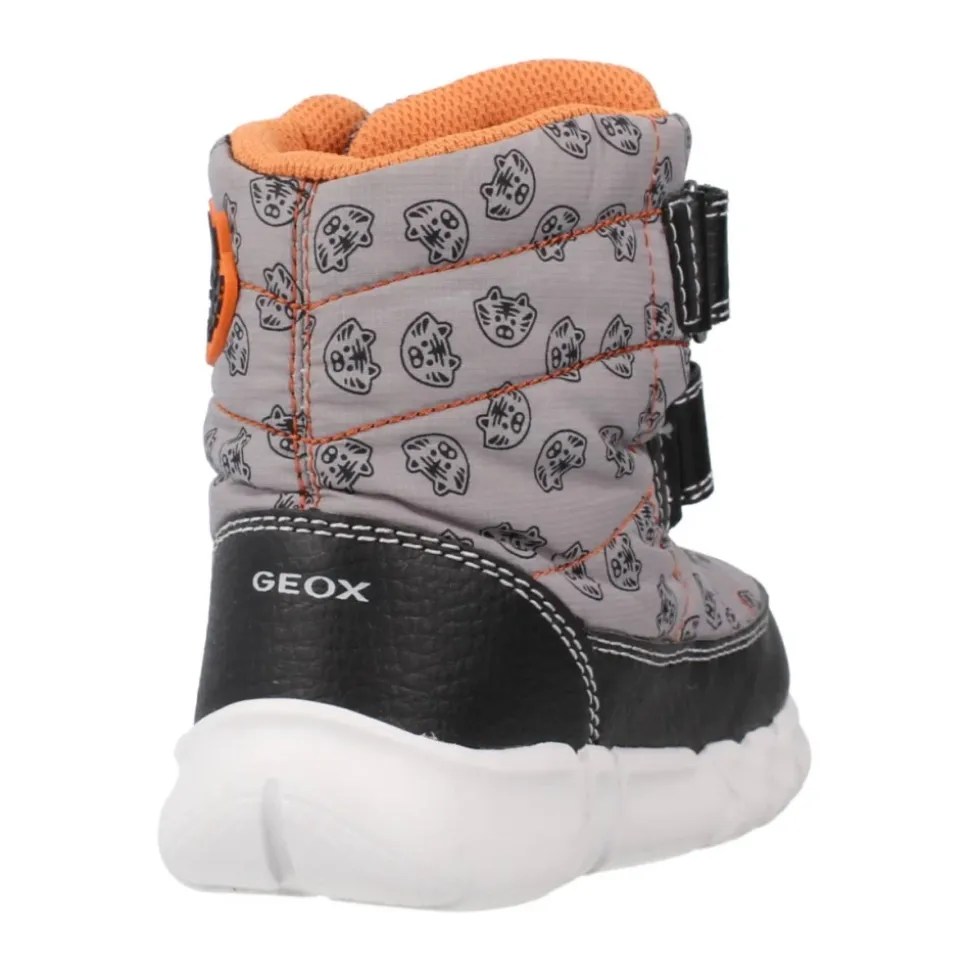 Stylowe buty na przygody na zewnątrz