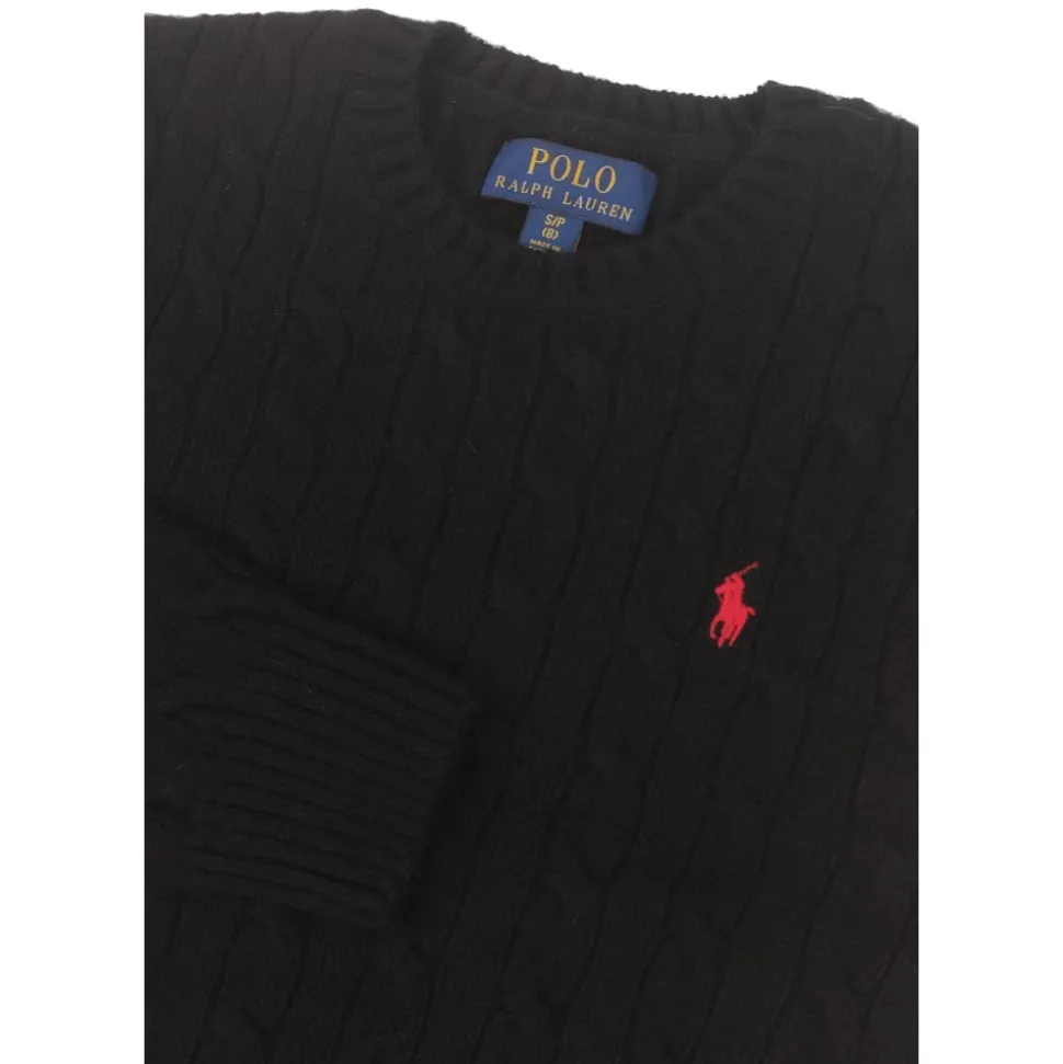 Sweter z okrągłym dekoltem i warkoczowym splotem