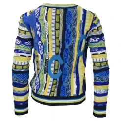 Sweter z wzorem na całej powierzchni